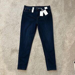 NEW - JCrew Women's Dark Blue Skinny Jeans - 32 Tall